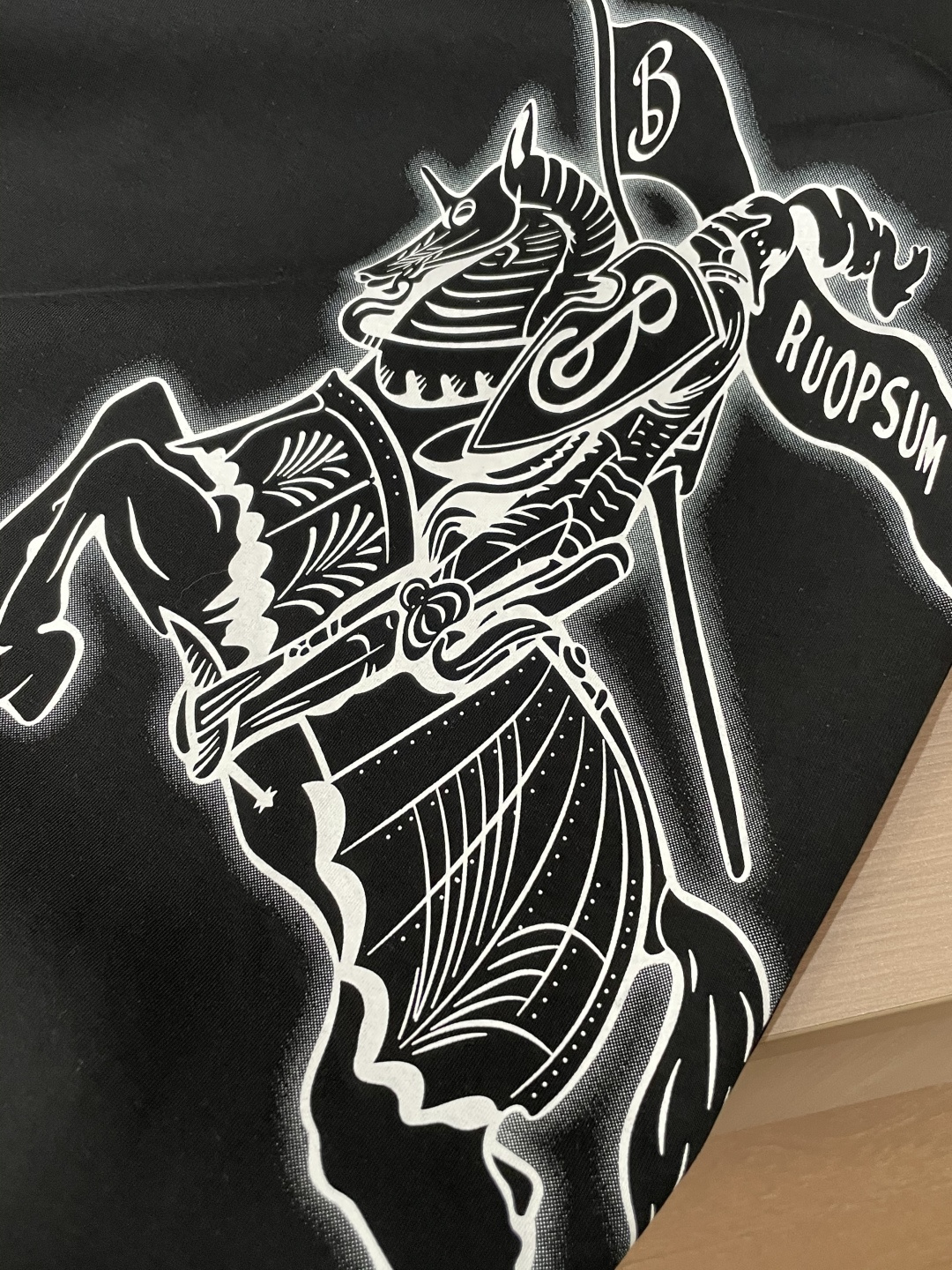 Bur 圆领套头卫衣；经典套头男女同款，简约大气系列单品，低调奢华大气百搭款！卫衣选用客供100%高克重