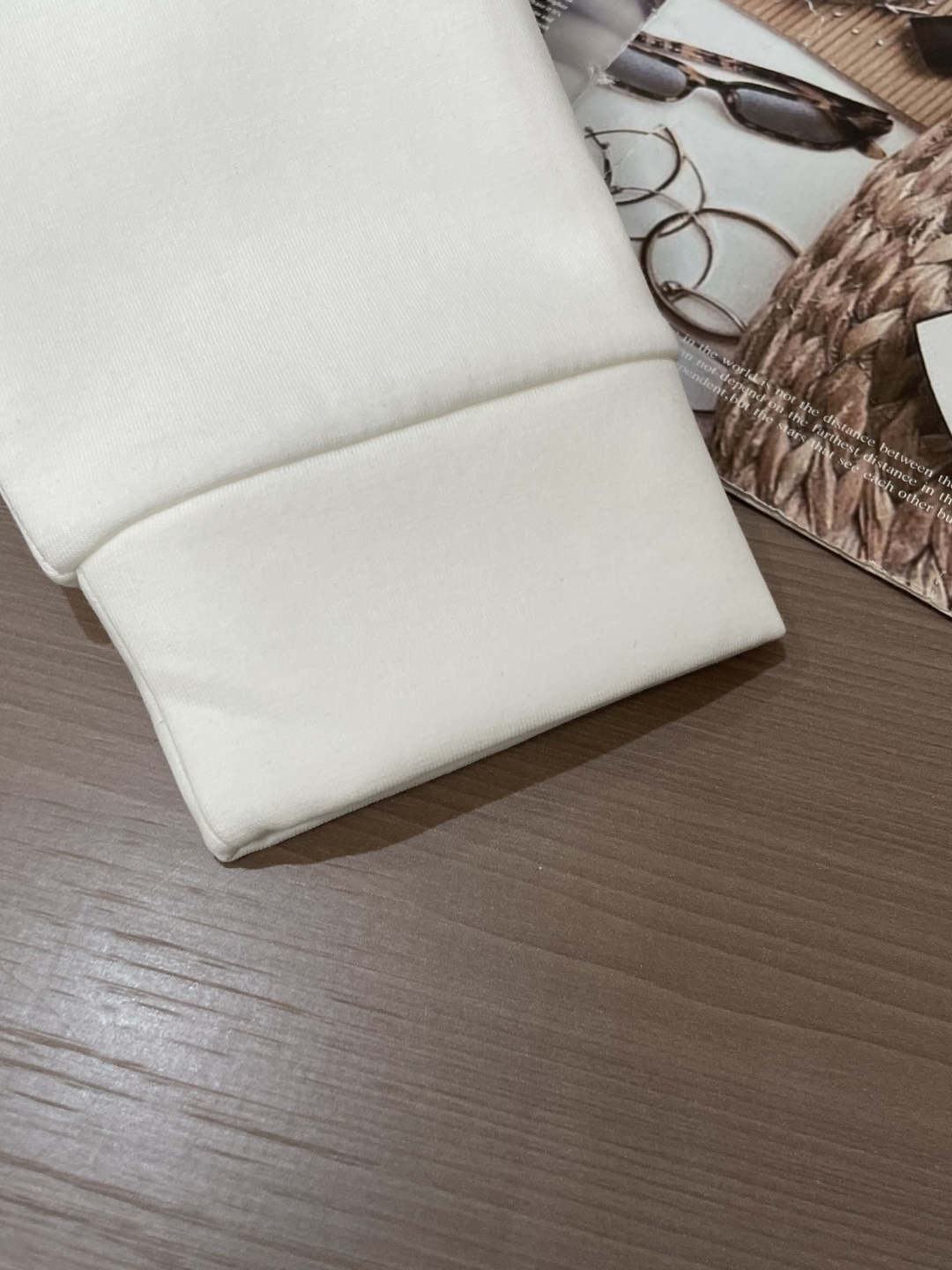 Gucc 圆领套头卫衣；经典套头男女同款，简约大气系列单品，低调奢华大气百搭款！卫衣选用客供100%高克