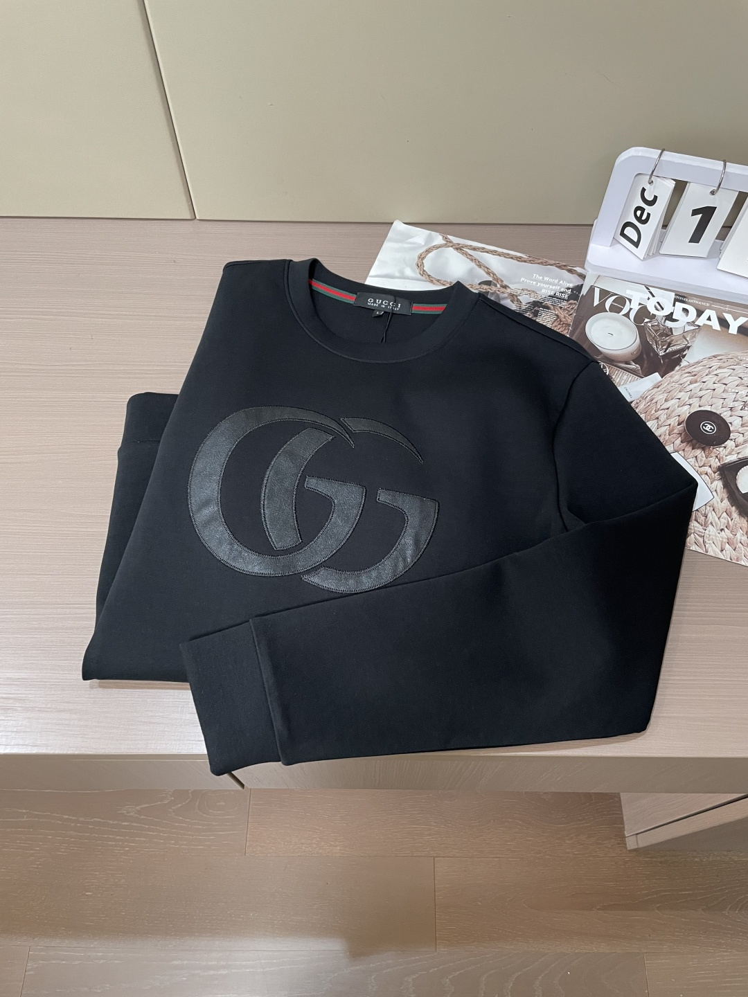 Gucc 圆领套头卫衣；经典套头男女同款，简约大气系列单品，低调奢华大气百搭款！卫衣选用客供100%高克