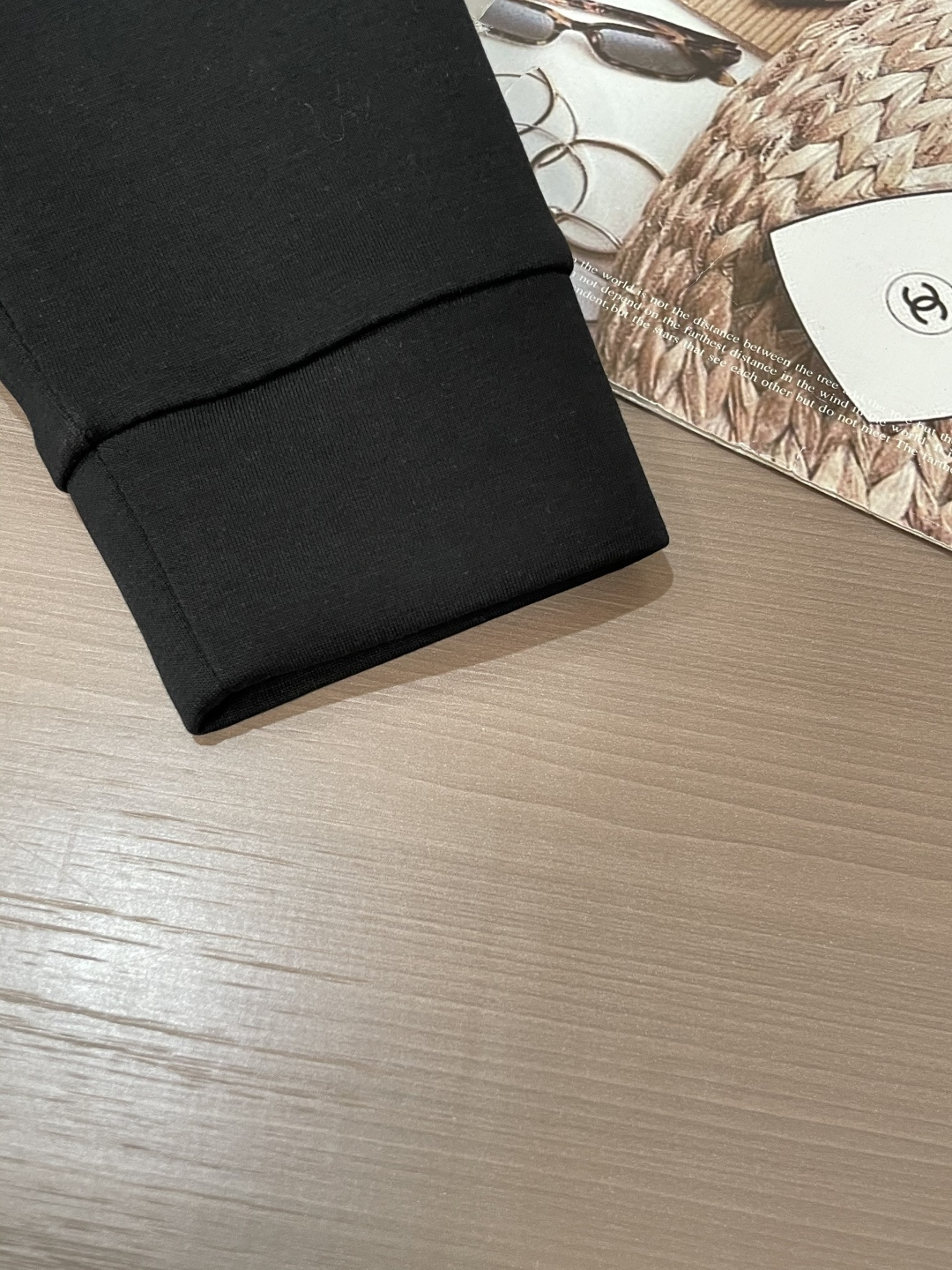 Bur 圆领套头卫衣；经典套头男女同款，简约大气系列单品，低调奢华大气百搭款！卫衣选用客供100%高克重