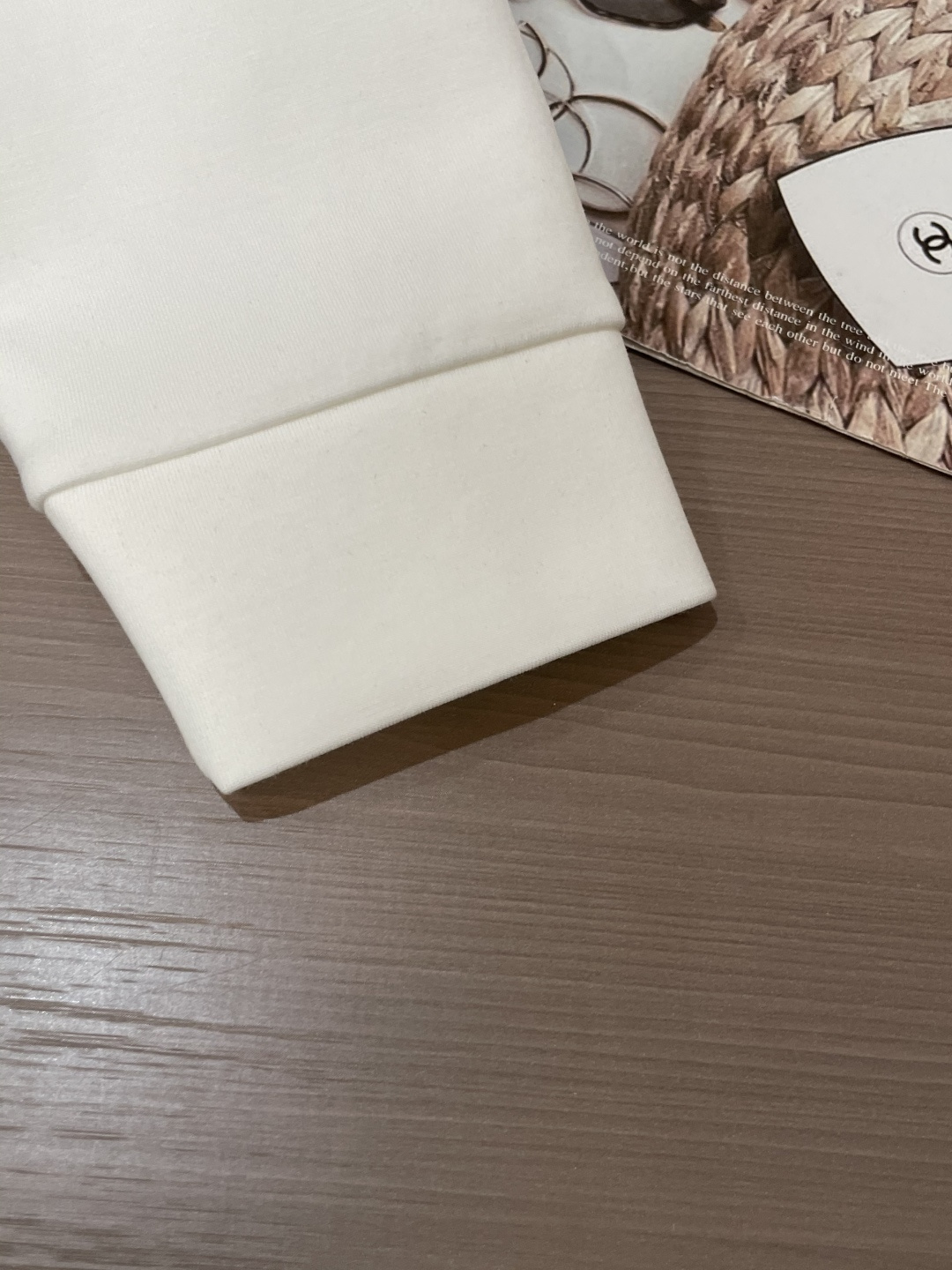 Bur 圆领套头卫衣；经典套头男女同款，简约大气系列单品，低调奢华大气百搭款！卫衣选用客供100%高克重