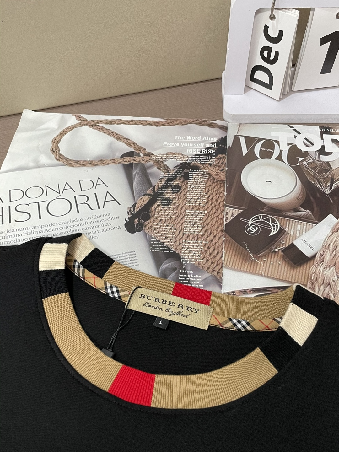 Bur 圆领套头卫衣；经典套头男女同款，简约大气系列单品，低调奢华大气百搭款！卫衣选用客供100%高克重