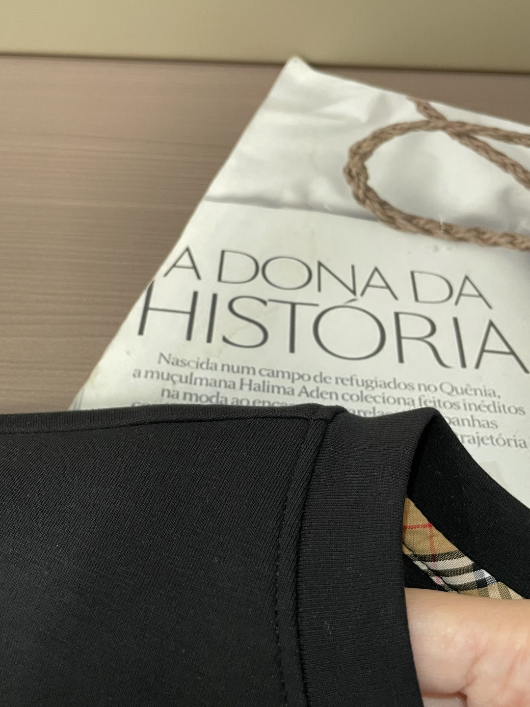 Bur 圆领套头卫衣；经典套头男女同款，简约大气系列单品，低调奢华大气百搭款！卫衣选用客供100%高克重