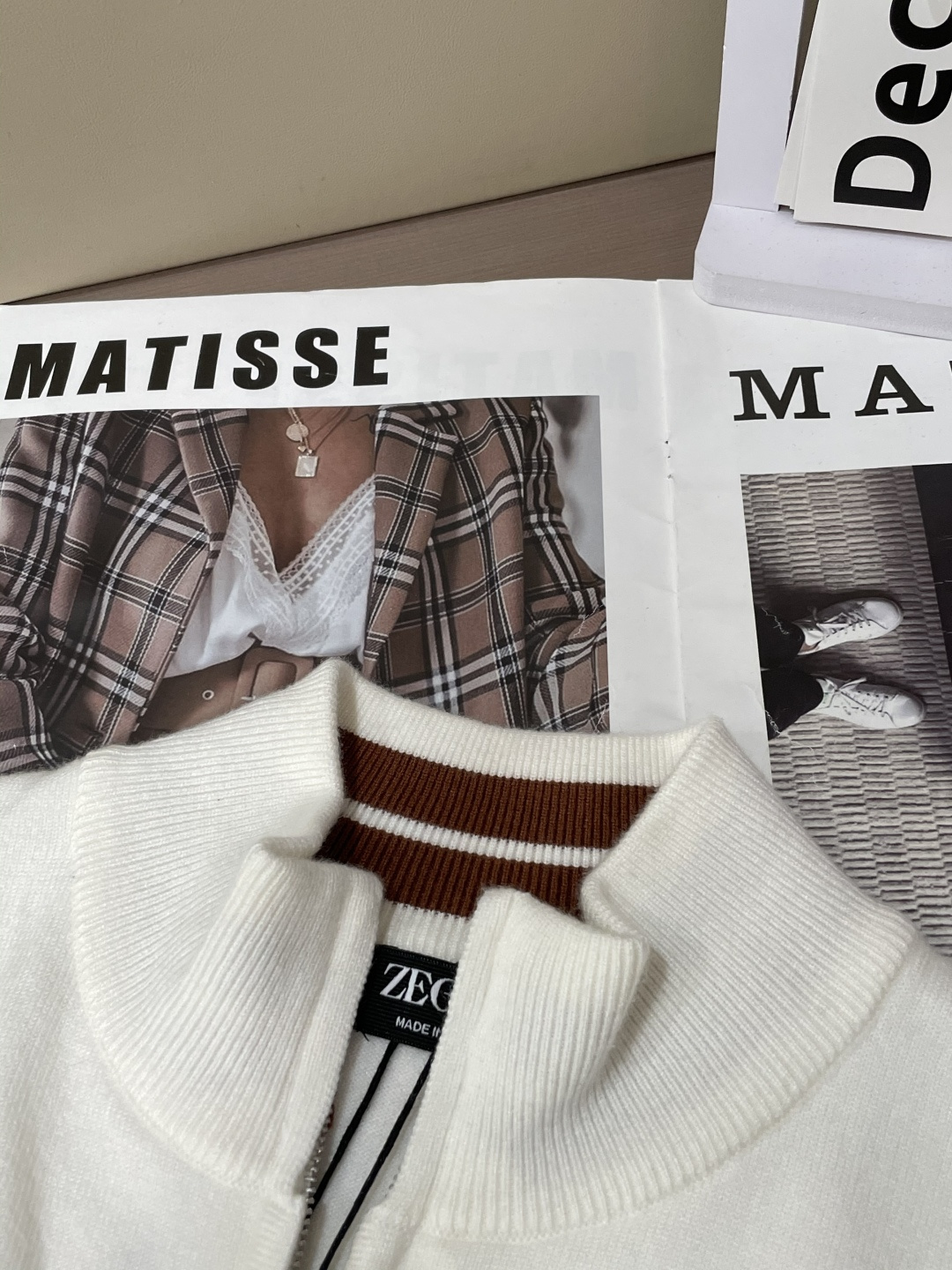 杰尼亚 新款开衫针织毛衣！经典永不过时！外观简洁干净，秋日可以单穿，深冬最为内搭！定制进口高支数羊毛混纺