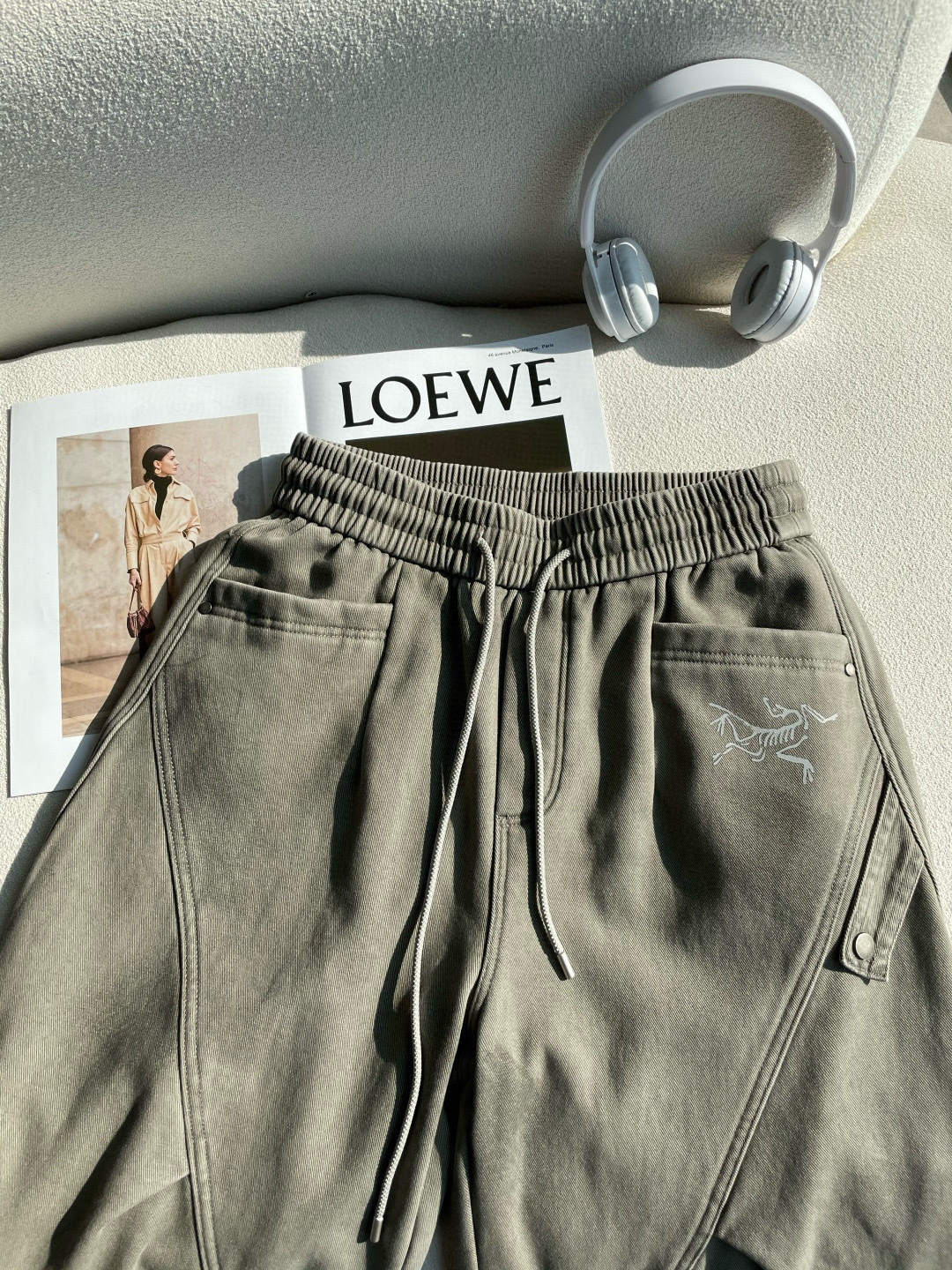 始祖鸟 2025秋冬最新系列男士加厚休闲裤！内里加绒，非常保暖，北方的宝子们赶紧备上！采用客供弹力柔棉材