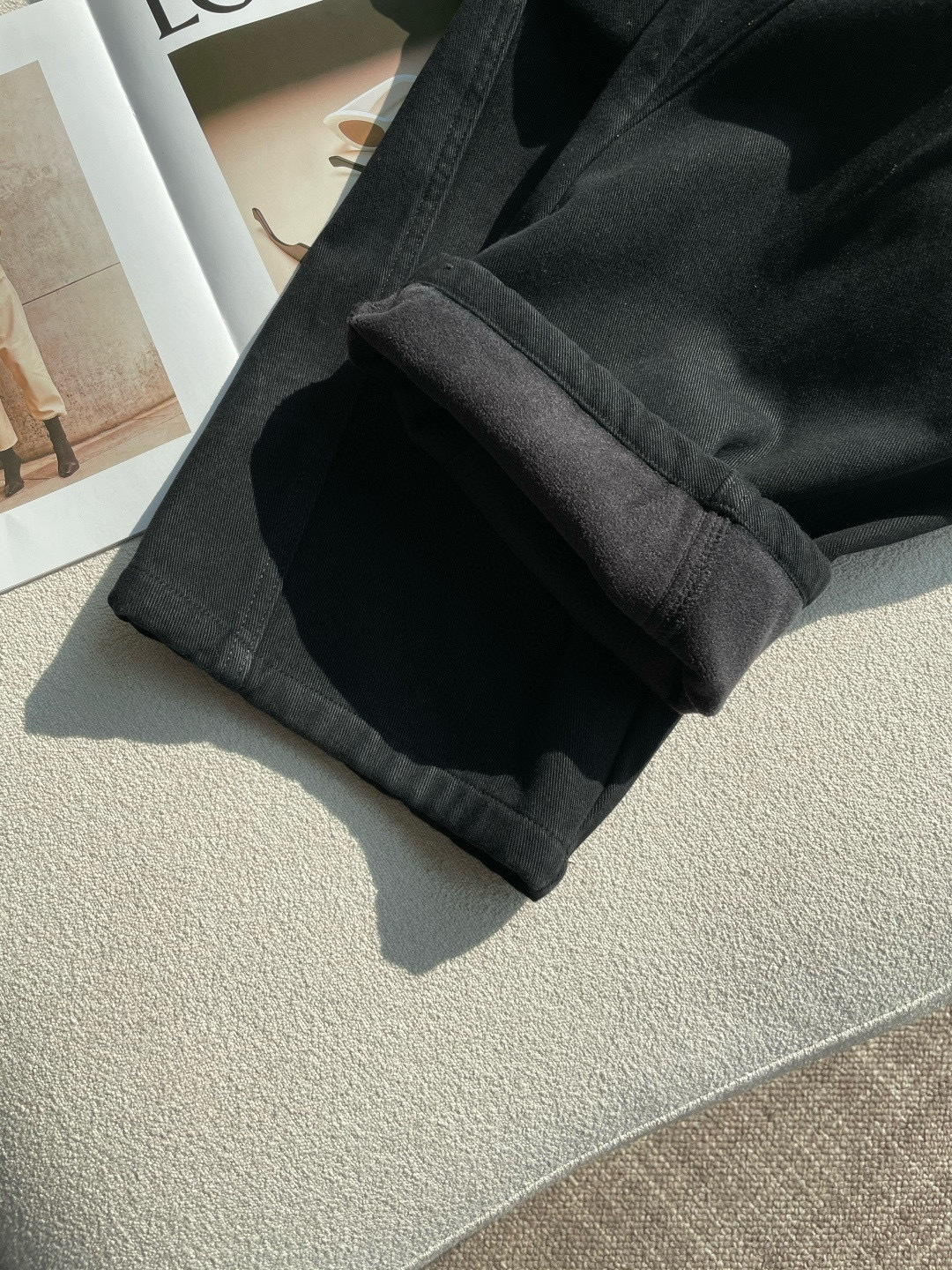 始祖鸟 2025秋冬最新系列男士加厚休闲裤！内里加绒，非常保暖，北方的宝子们赶紧备上！采用客供弹力柔棉材