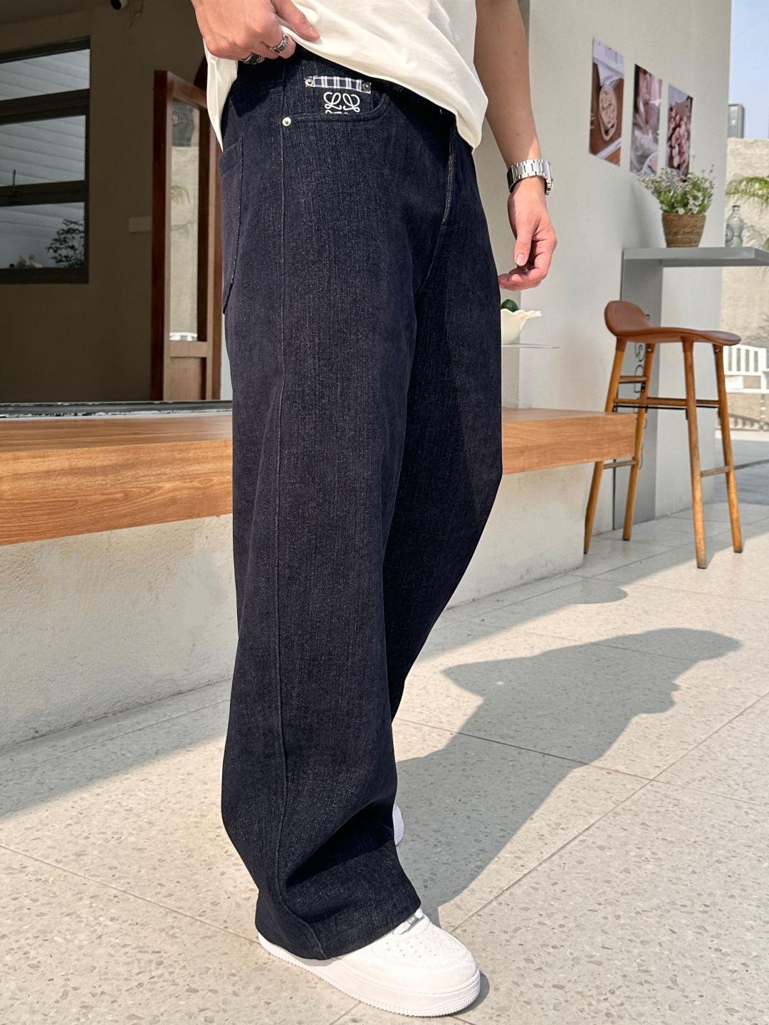 Loewe 2025秋冬最新系列男士加厚休闲裤！内里加绒，非常保暖，北方的宝子们赶紧备上！采用客供弹力柔