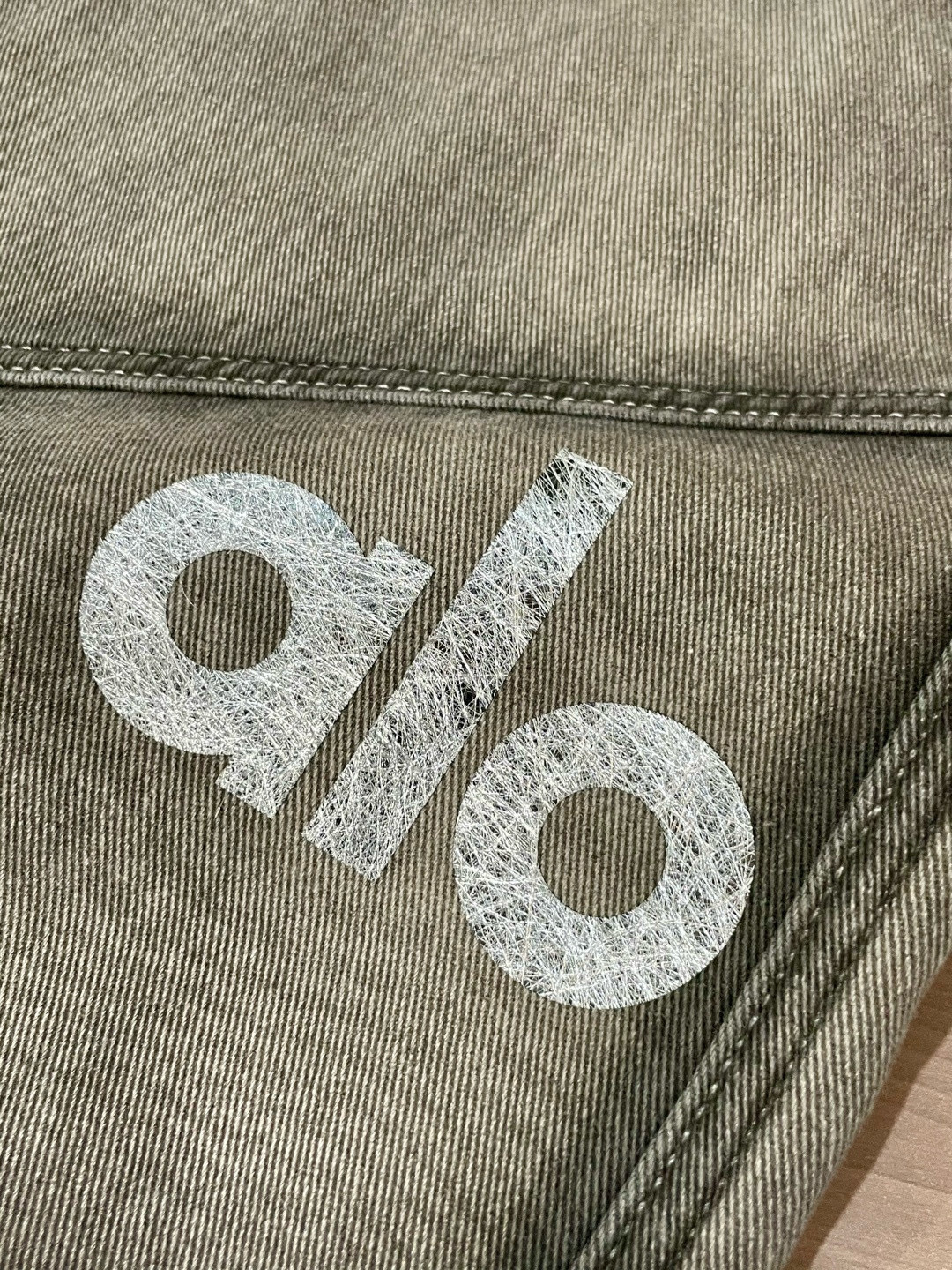 alo 2025秋冬最新系列男士加厚休闲裤！内里加绒，非常保暖，北方的宝子们赶紧备上！采用客供弹力柔棉材