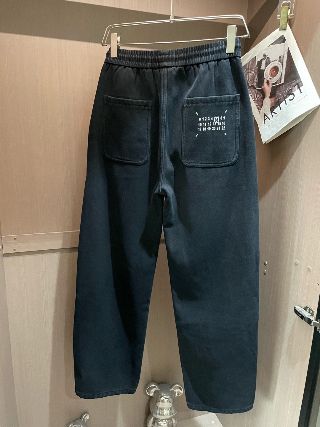 马吉拉 2025秋冬最新系列男士加厚休闲裤！内里加绒，非常保暖，北方的宝子们赶紧备上！采用客供弹力柔棉材