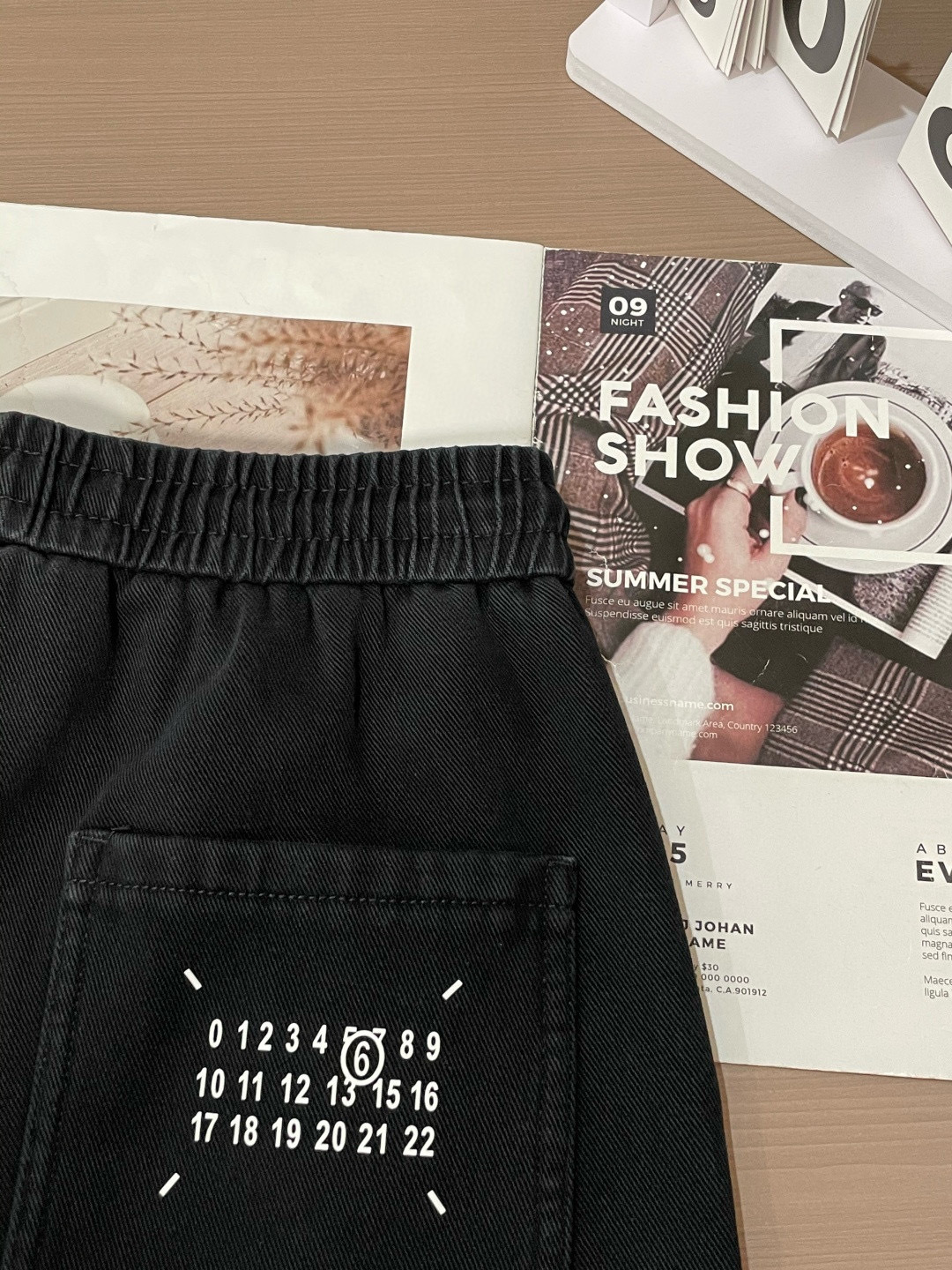 马吉拉 2025秋冬最新系列男士加厚休闲裤！内里加绒，非常保暖，北方的宝子们赶紧备上！采用客供弹力柔棉材