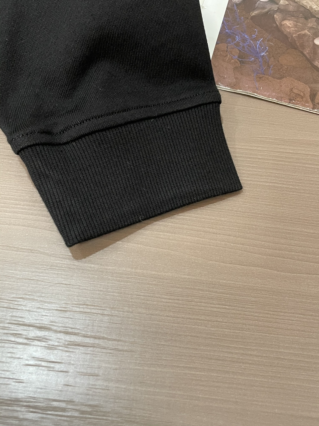 爱🐎仕/2025秋冬新品 定制顶级卫衣棉，面料特别有质感，冬季必备单品，保暖性好。男女通穿，细节到位，版