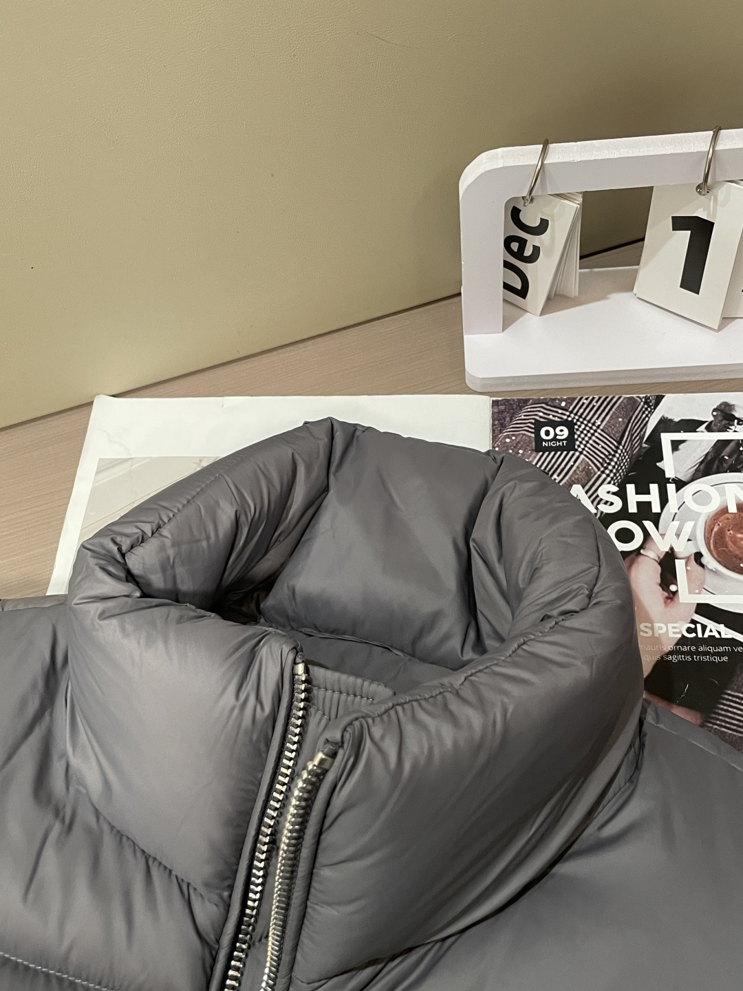 蒙口 2025FW羽绒马甲 潮人必备单品！高级定制 最高标准90绒，成分支持检测，一流保暖性能。内里双层