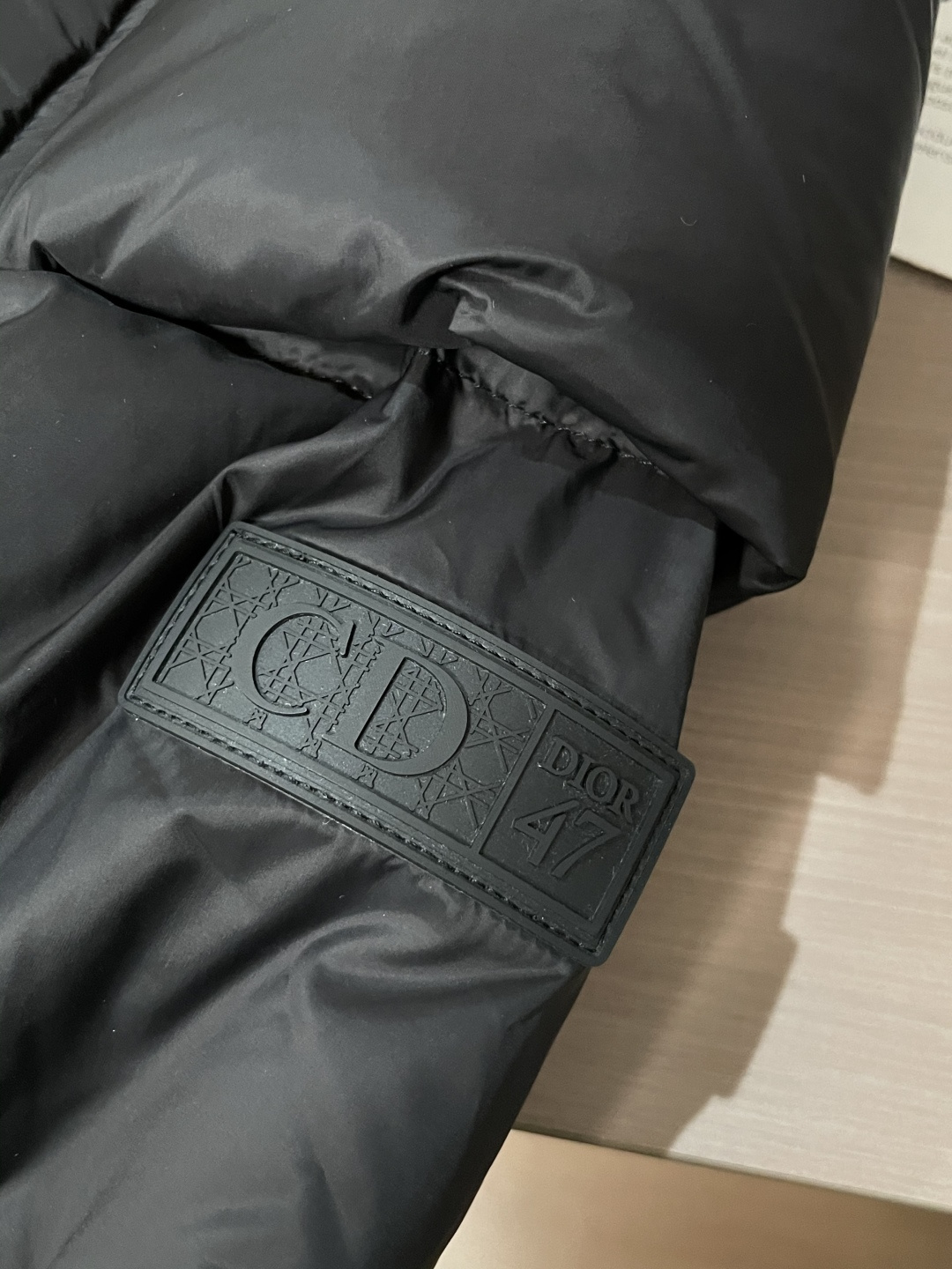 Dior 贸易公司订单！2025ss秋冬新品 官网同步 超有型 简洁舒适的羽绒服定制最高等90白鸭绒防钻