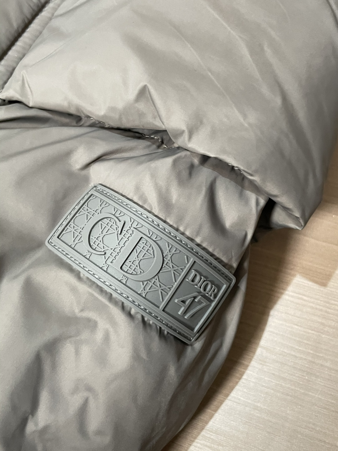 Dior 贸易公司订单！2025ss秋冬新品 官网同步 超有型 简洁舒适的羽绒服定制最高等90白鸭绒防钻