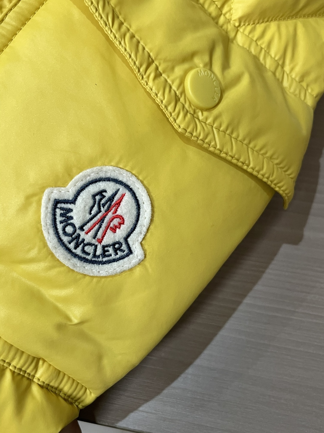 蒙口 贸易公司订单！2025ss秋冬新品 官网同步 超有型 简洁舒适的羽绒服定制最高等90白鸭绒防钻绒面