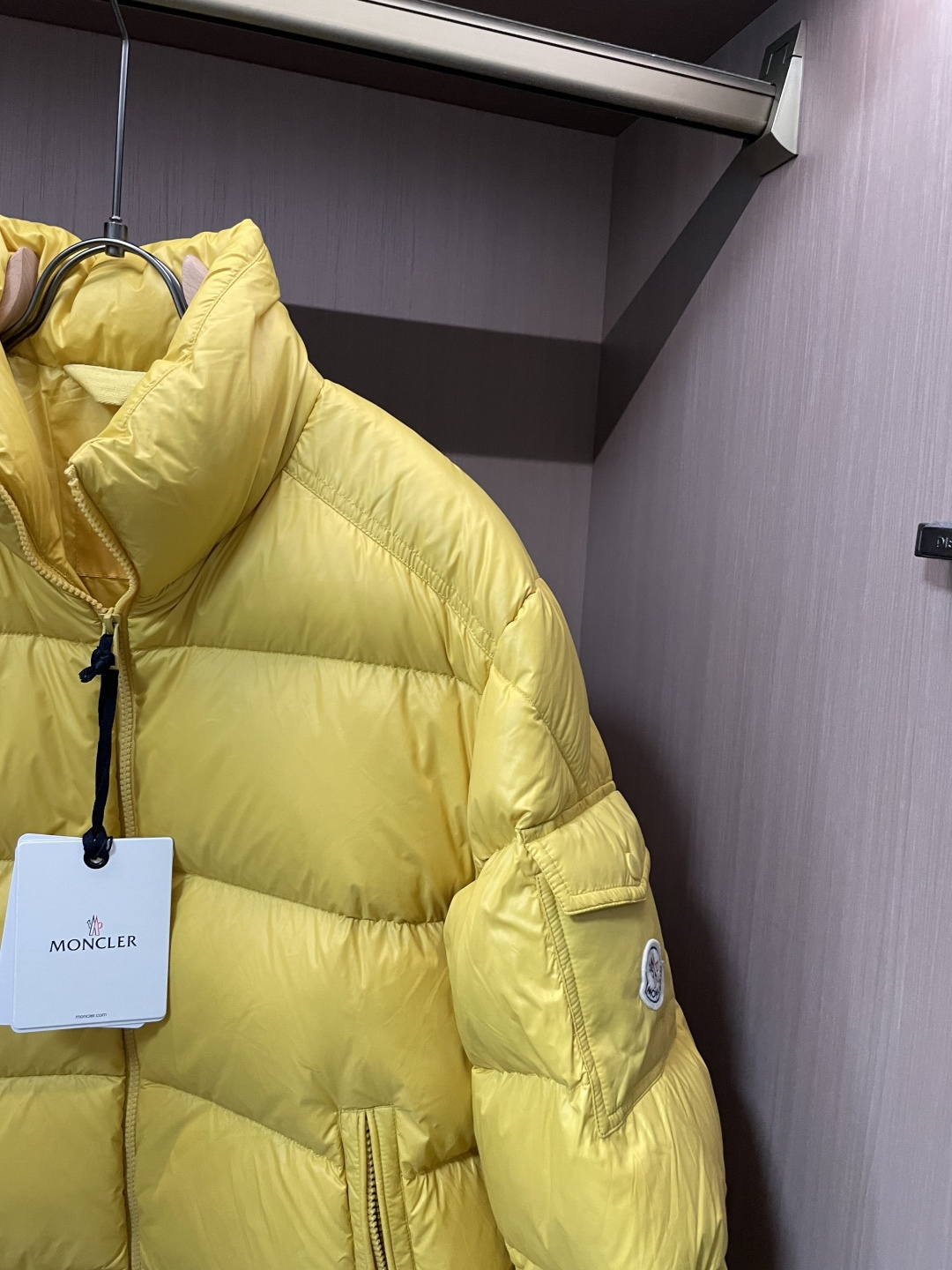 蒙口 贸易公司订单！2025ss秋冬新品 官网同步 超有型 简洁舒适的羽绒服定制最高等90白鸭绒防钻绒面