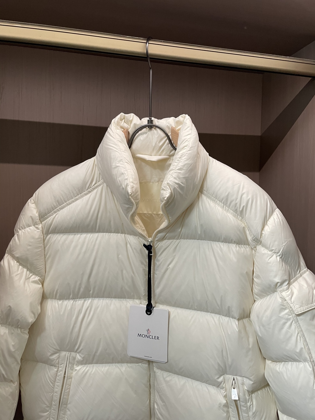 蒙口 贸易公司订单！2025ss秋冬新品 官网同步 超有型 简洁舒适的羽绒服定制最高等90白鸭绒防钻绒面