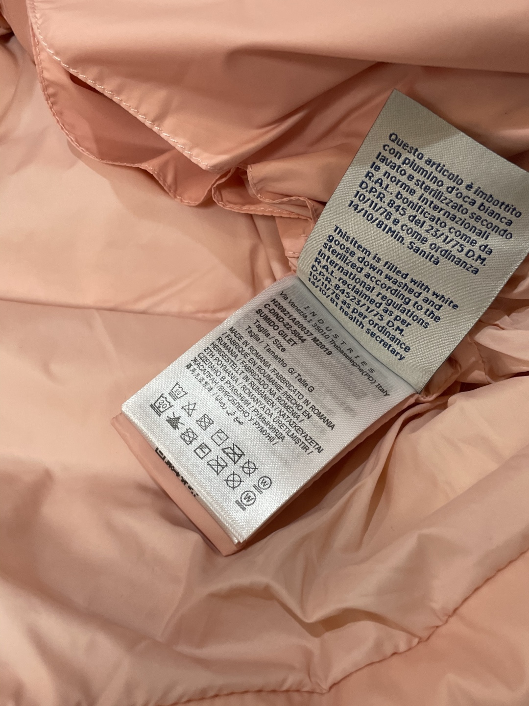 蒙口 (女款）贸易公司订单！2025ss秋冬新品 官网同步 超有型 简洁舒适的羽绒服定制最高等90白鸭绒