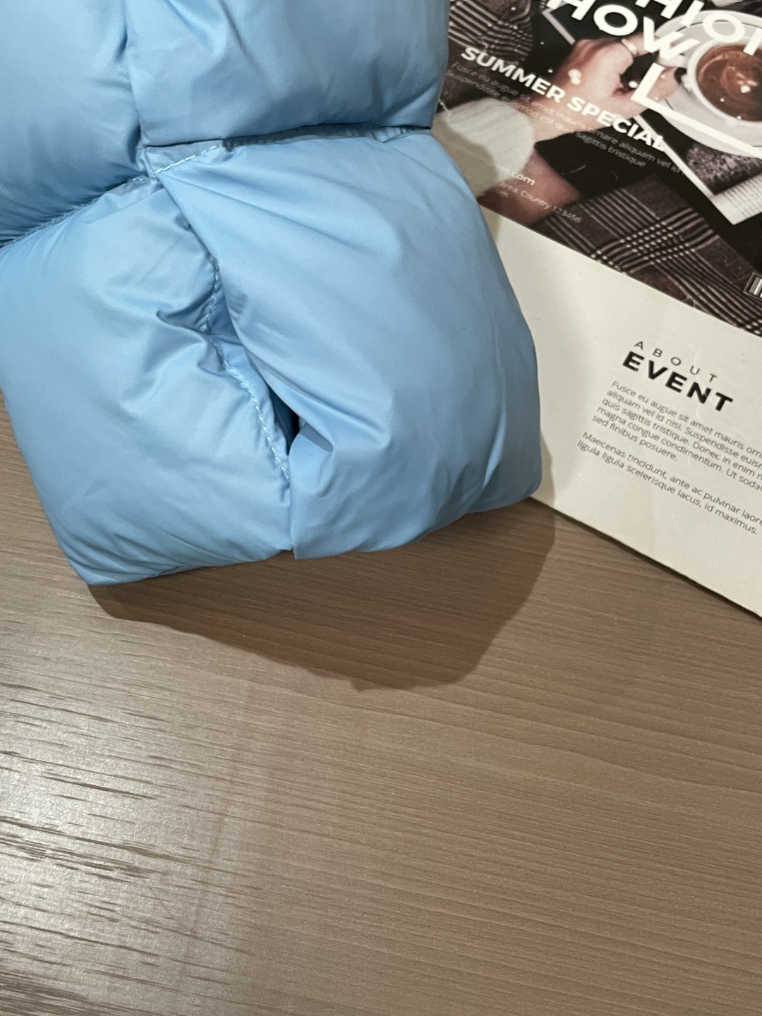 蒙口 (女款）贸易公司订单！2025ss秋冬新品 官网同步 超有型 简洁舒适的羽绒服定制最高等90白鸭绒