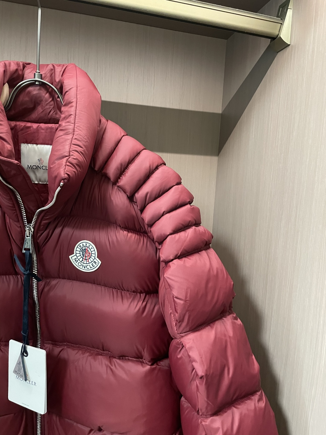 蒙口 (女款）贸易公司订单！2025ss秋冬新品 官网同步 超有型 简洁舒适的羽绒服定制最高等90白鸭绒