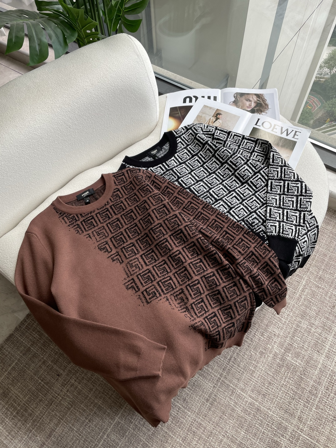 FD 重磅推荐！2025aw秋冬新款 专柜同步 时尚经典基础款针织衫 秋冬必备款 采用针织衫加厚毛衣，精