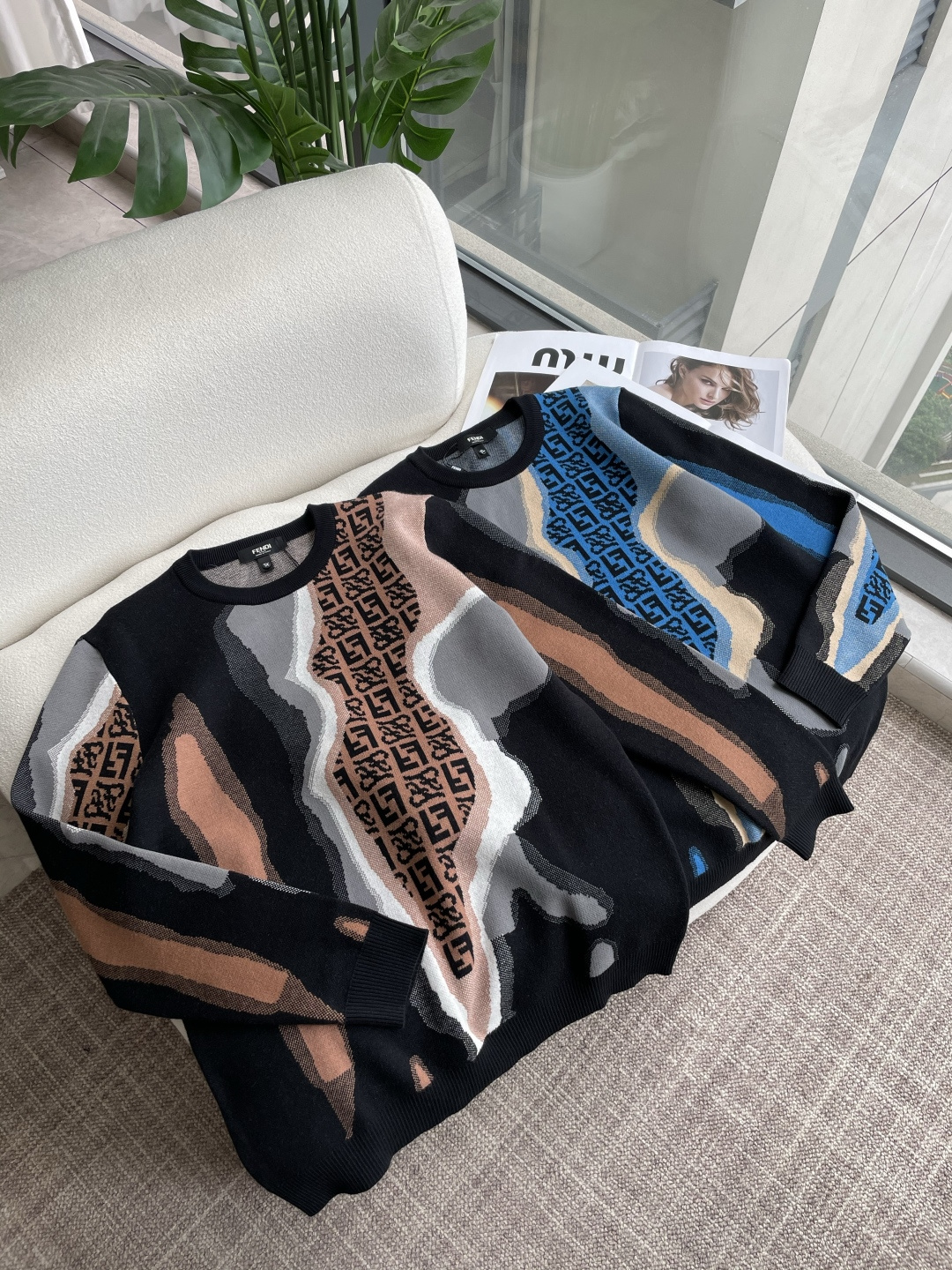 FD 重磅推荐！2025aw秋冬新款 专柜同步 时尚经典基础款针织衫 秋冬必备款 采用针织衫加厚毛衣，精