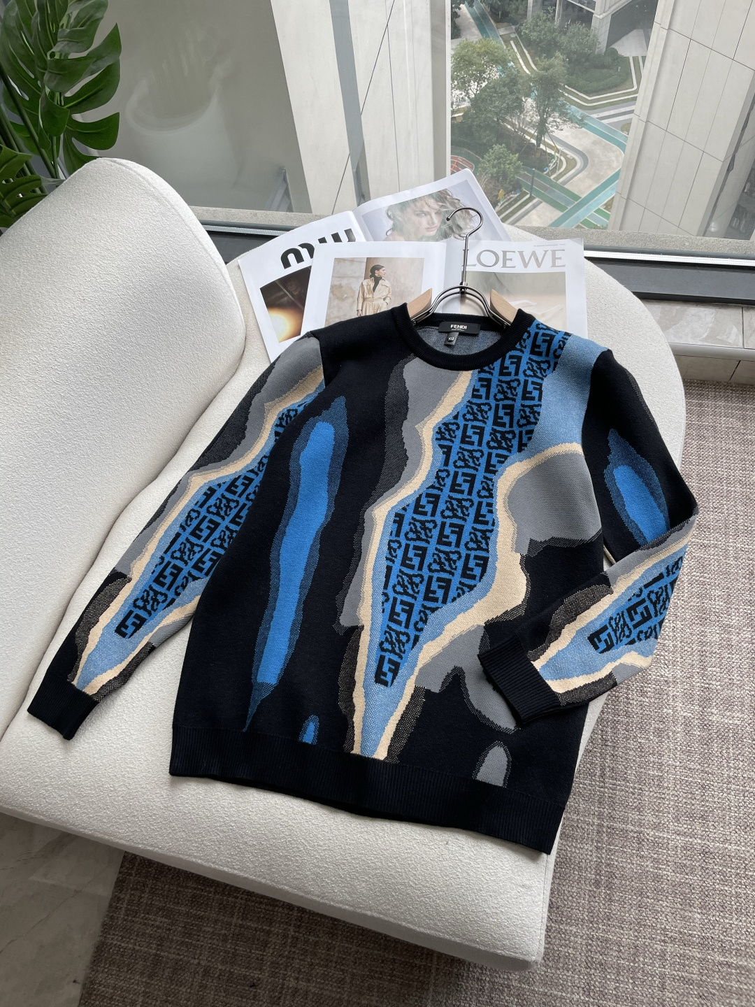 FD 重磅推荐！2025aw秋冬新款 专柜同步 时尚经典基础款针织衫 秋冬必备款 采用针织衫加厚毛衣，精