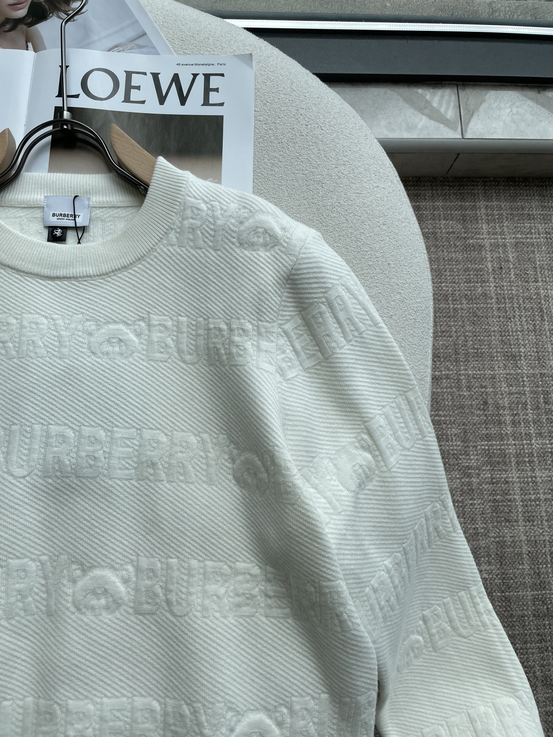 BUR 重磅推荐！2025aw秋冬新款 专柜同步 时尚经典基础款针织衫 秋冬必备款 采用针织衫加厚毛衣，