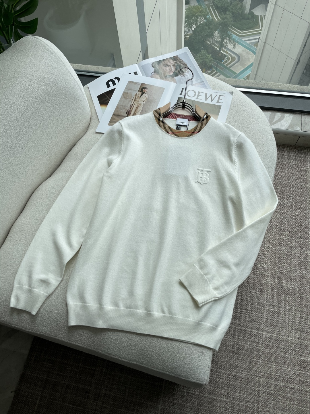 BUR 重磅推荐！2025aw秋冬新款 专柜同步 时尚经典基础款针织衫 秋冬必备款 采用针织衫加厚毛衣，