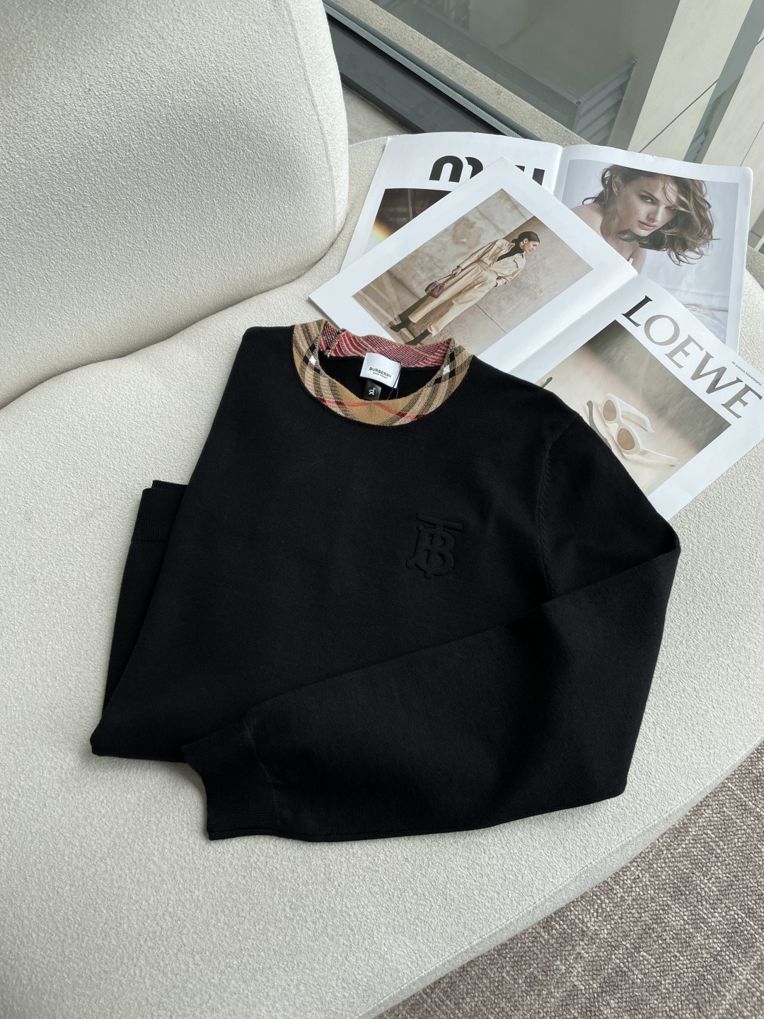 BUR 重磅推荐！2025aw秋冬新款 专柜同步 时尚经典基础款针织衫 秋冬必备款 采用针织衫加厚毛衣，