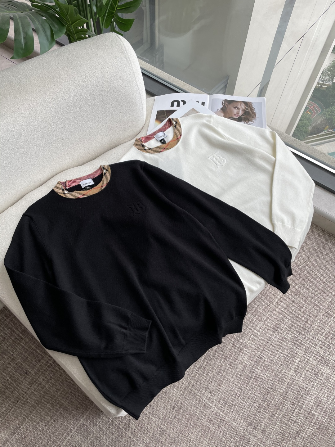 BUR 重磅推荐！2025aw秋冬新款 专柜同步 时尚经典基础款针织衫 秋冬必备款 采用针织衫加厚毛衣，