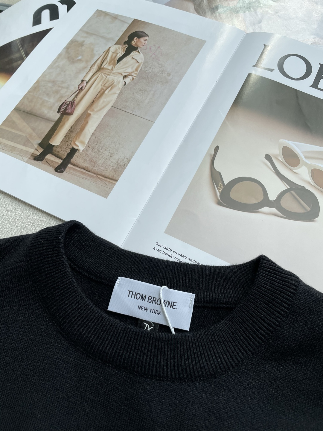 TB 重磅推荐！2025aw秋冬新款 专柜同步 时尚经典基础款针织衫 秋冬必备款 采用针织衫加厚毛衣，精