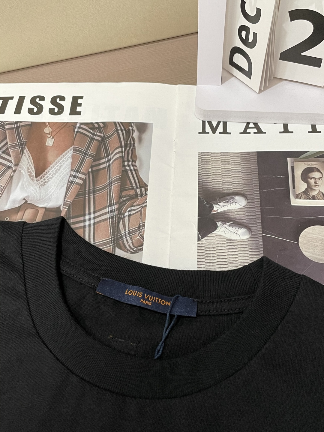 Lv 2026春夏新品 专柜同步上新！原版复刻，全品相 重工刺绣尺码S-XL