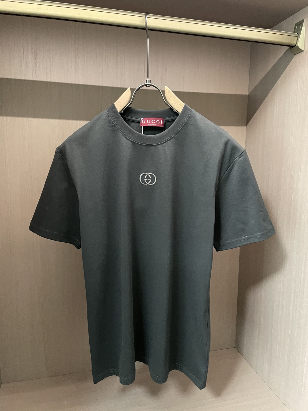 Gucc 2026春夏新品 专柜同步上新！原版复刻，全品相 重工刺绣尺码S-XL