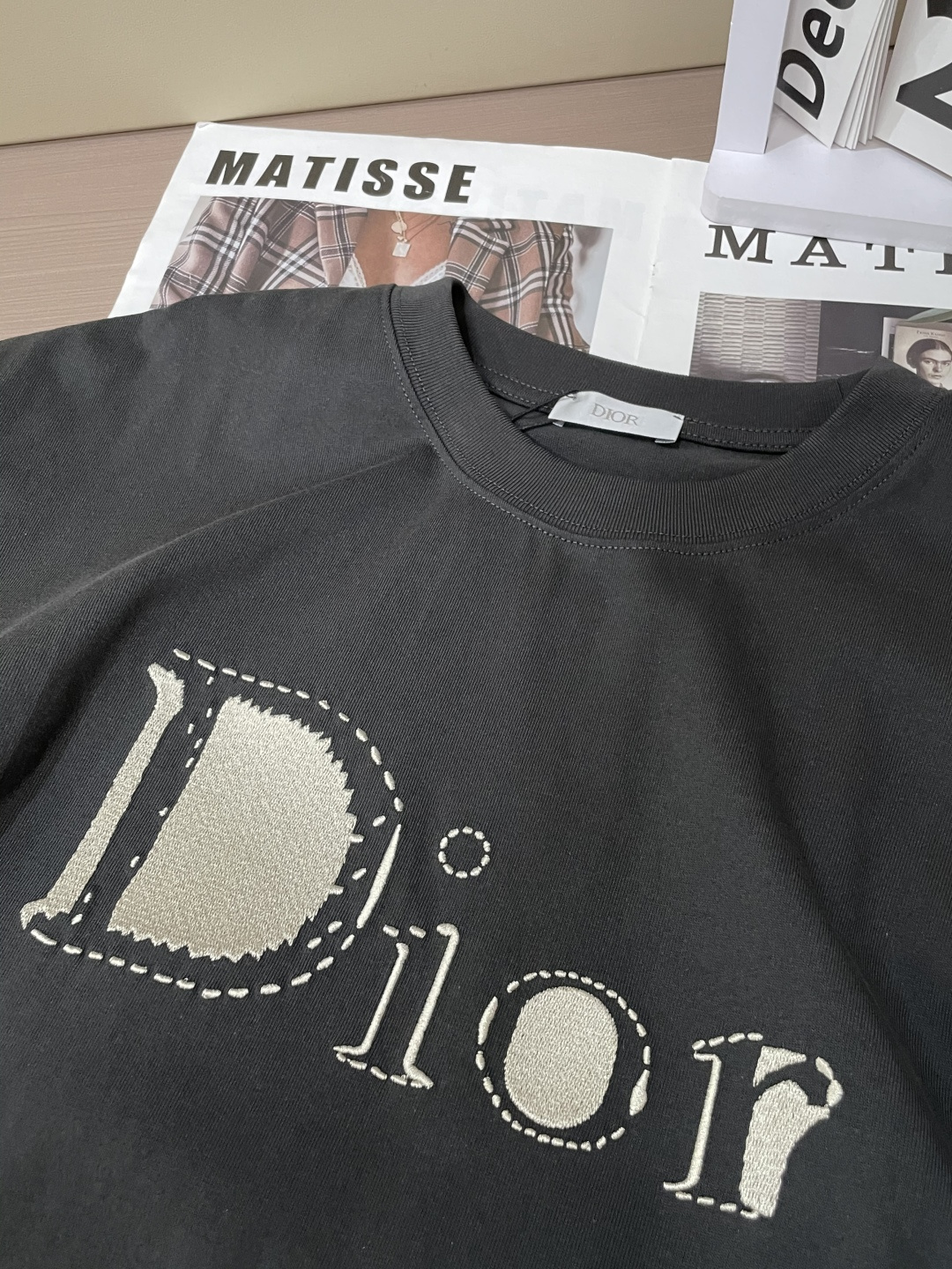 DIOR 2026春夏新品 专柜同步上新！原版复刻，全品相 重工刺绣尺码S-XL