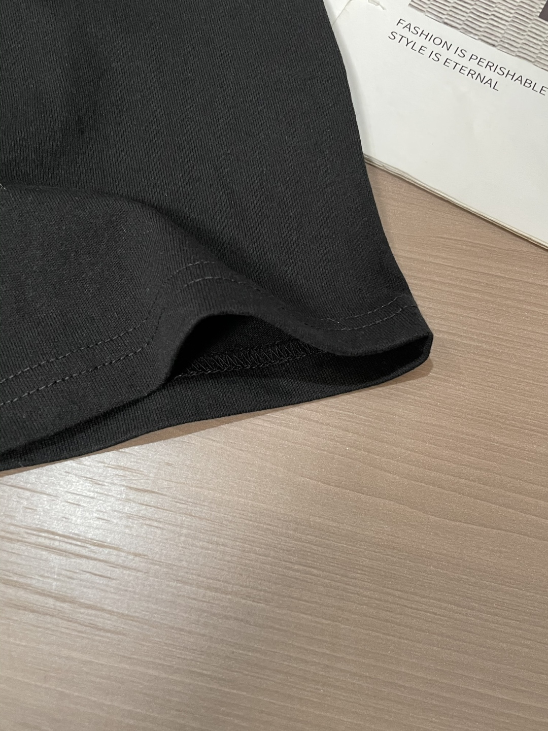 Lv 2026春夏新品 专柜同步上新！原版复刻，全品相 重工刺绣尺码S-XL