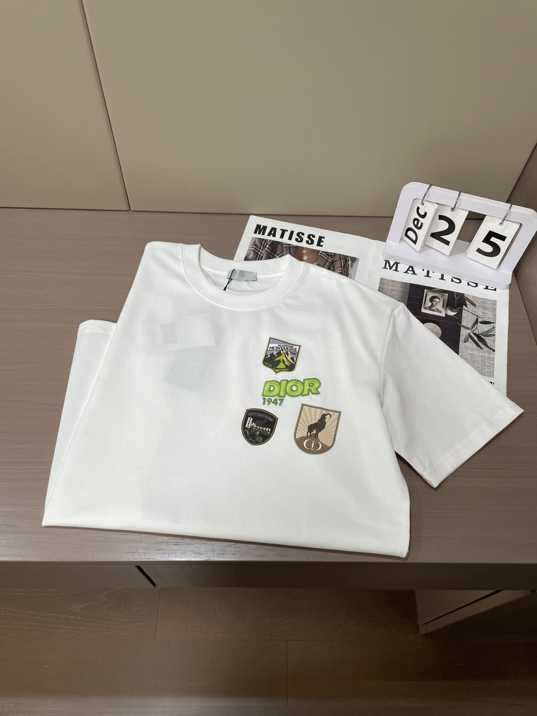 DIOR 2026春夏新品 专柜同步上新！原版复刻，全品相 重工刺绣尺码S-XL