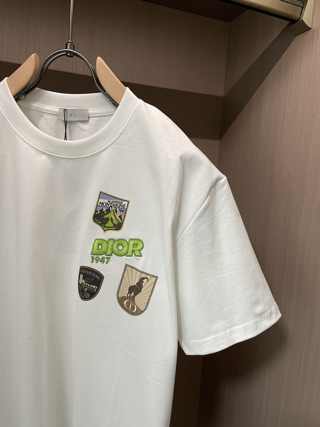 DIOR 2026春夏新品 专柜同步上新！原版复刻，全品相 重工刺绣尺码S-XL