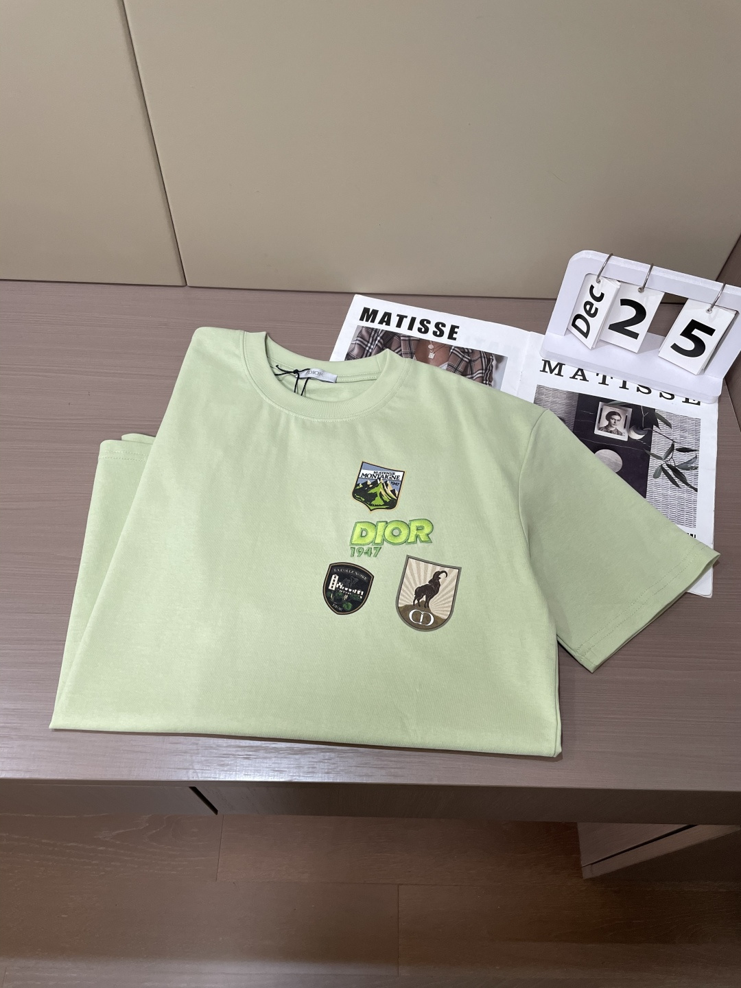 DIOR 2026春夏新品 专柜同步上新！原版复刻，全品相 重工刺绣尺码S-XL