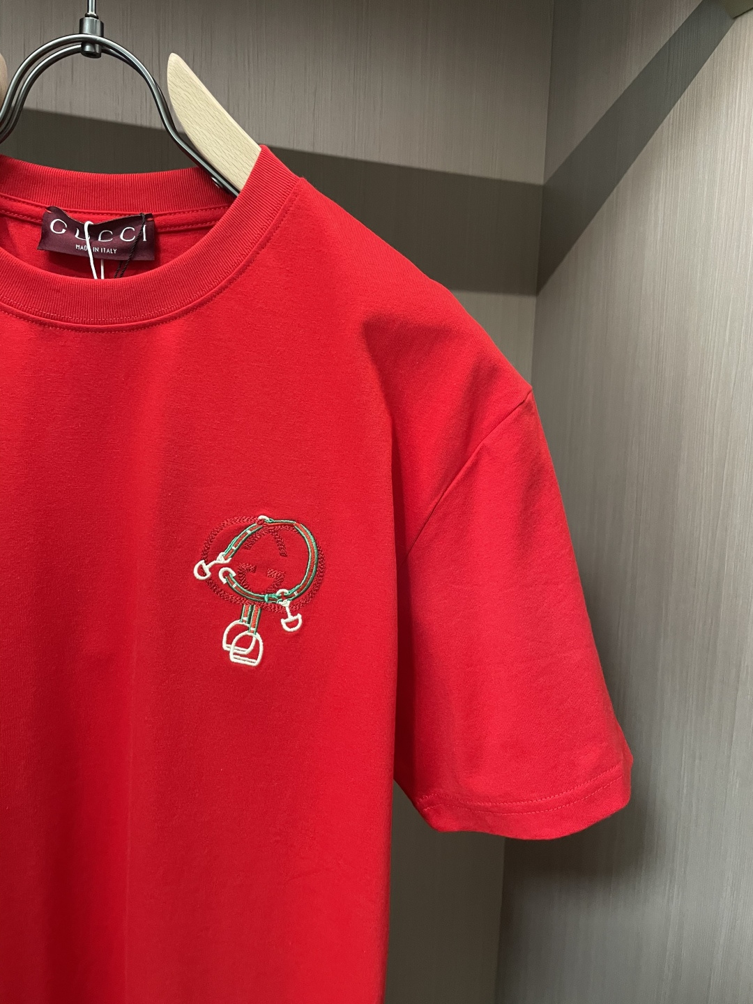 Gucc 2026春夏新品 专柜同步上新！原版复刻，全品相 重工刺绣尺码S-XL