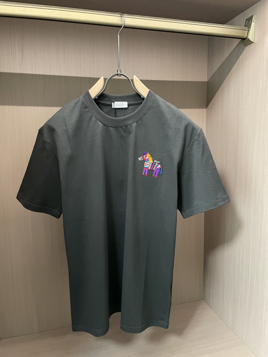 Dior 2026春夏新品 专柜同步上新！原版复刻，全品相 重工刺绣尺码S-XL