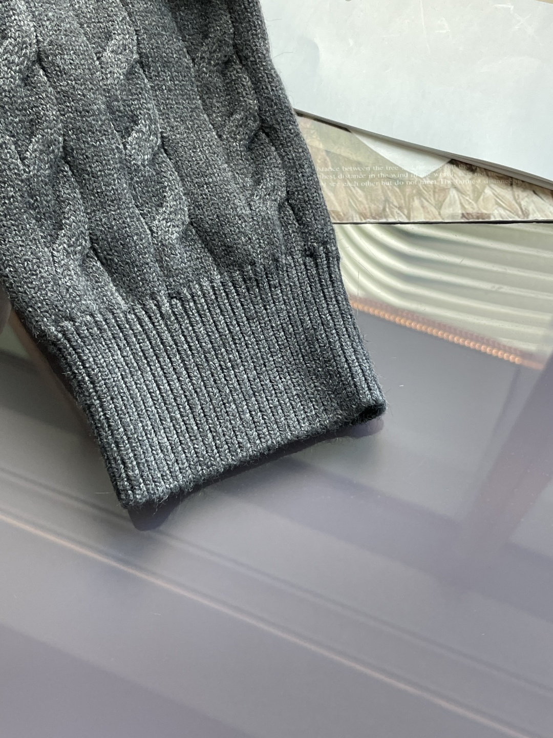 𝑹𝒂𝒍𝒑𝒉 𝑳𝒂𝒖𝒓𝒆𝒏 2025拉夫劳伦经典刺绣骑士小马logo纯色麻花针织毛衣男女同款！-面料采用高