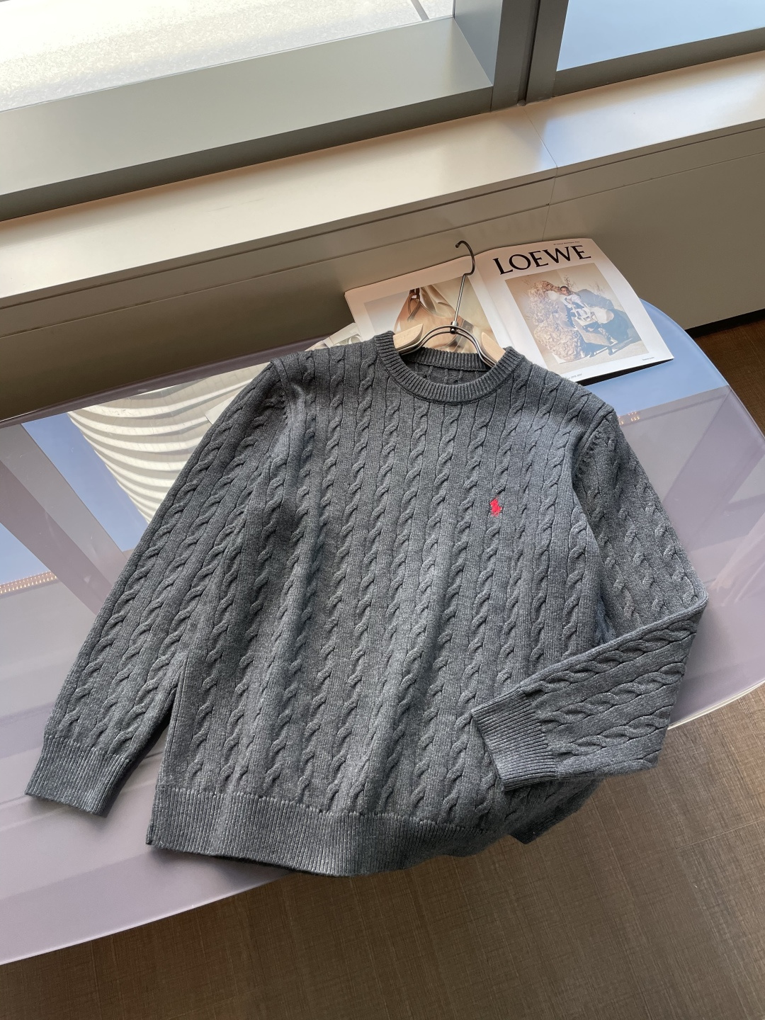 𝑹𝒂𝒍𝒑𝒉 𝑳𝒂𝒖𝒓𝒆𝒏 2025拉夫劳伦经典刺绣骑士小马logo纯色麻花针织毛衣男女同款！-面料采用高