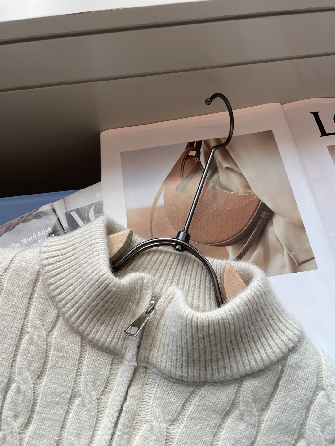 𝑹𝒂𝒍𝒑𝒉 𝑳𝒂𝒖𝒓𝒆𝒏 2025拉夫劳伦经典刺绣骑士小马logo纯色麻花针织毛衣男女同款！-面料采用高