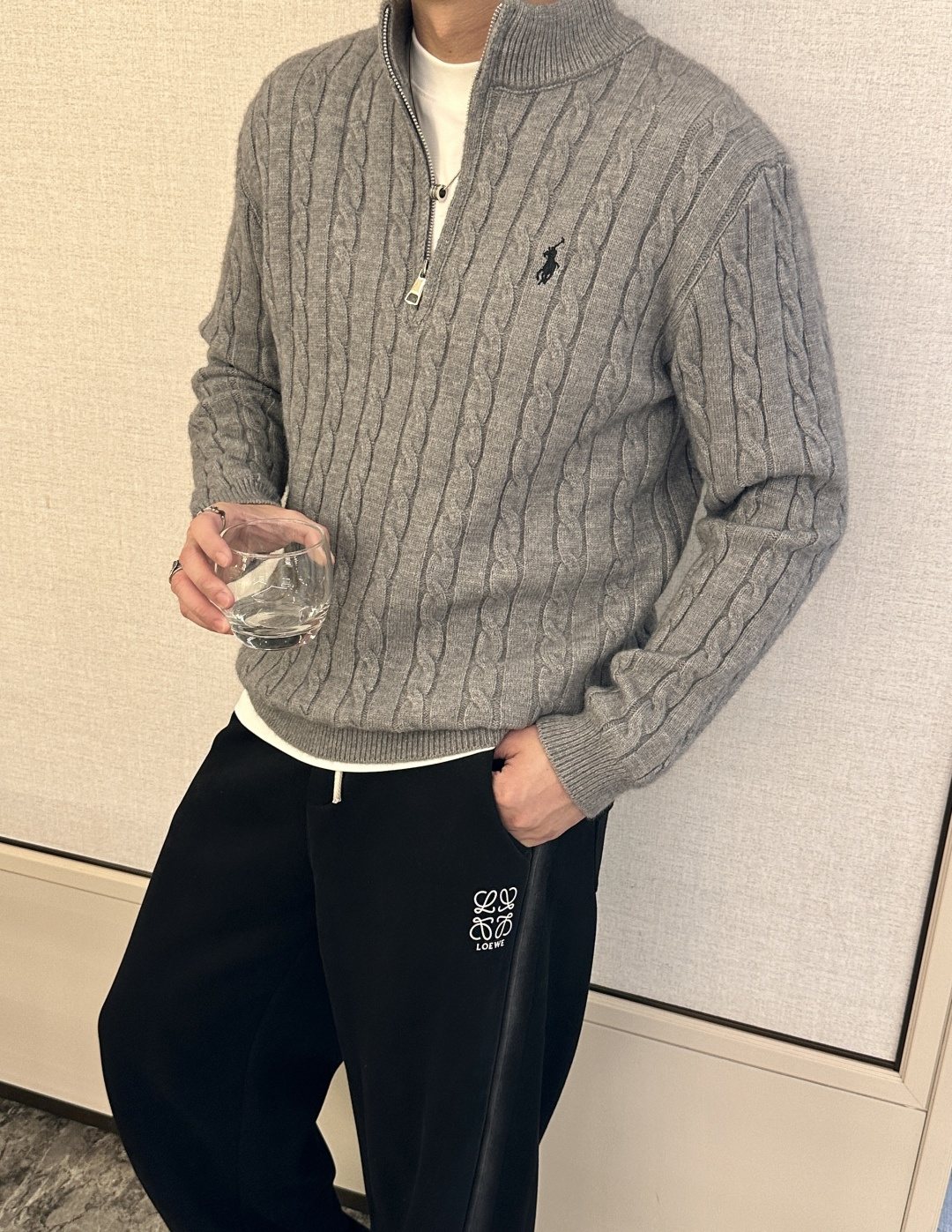 𝑹𝒂𝒍𝒑𝒉 𝑳𝒂𝒖𝒓𝒆𝒏 2025拉夫劳伦经典刺绣骑士小马logo纯色麻花针织毛衣男女同款！-面料采用高