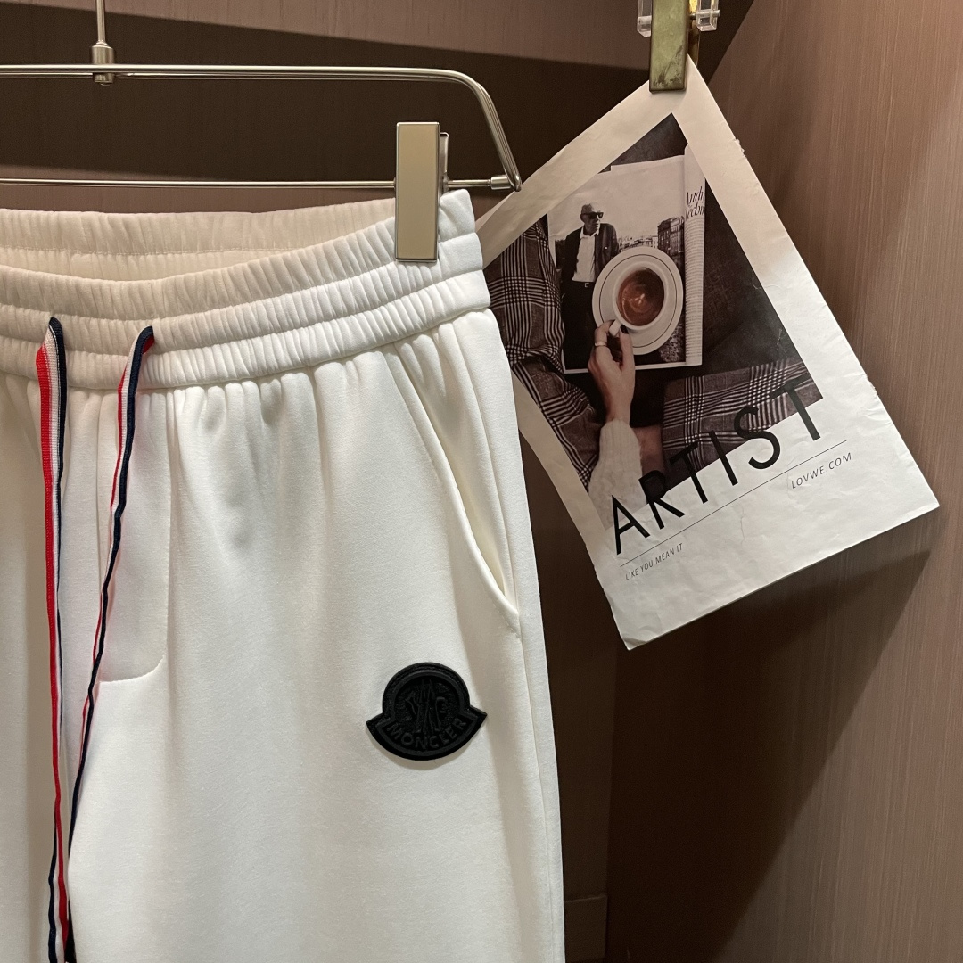 蒙口 2025秋冬最新休闲裤 内里加绒，非常保暖！版型超赞，能很好的修复各种腿型，非常个性！柔软排汗，舒