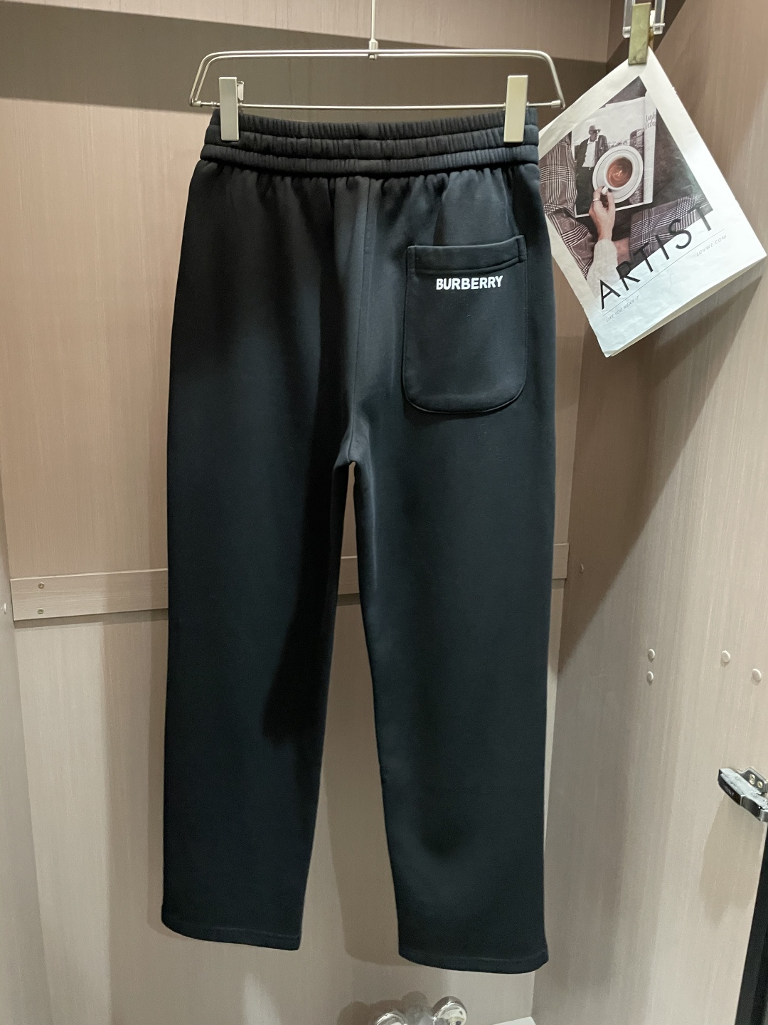 BUR 2025秋冬最新休闲裤 内里加绒，非常保暖！版型超赞，能很好的修复各种腿型，非常个性！柔软排汗，