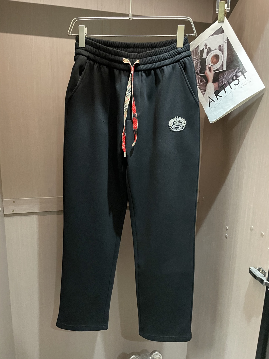 BUR 2025秋冬最新休闲裤 内里加绒，非常保暖！版型超赞，能很好的修复各种腿型，非常个性！柔软排汗，