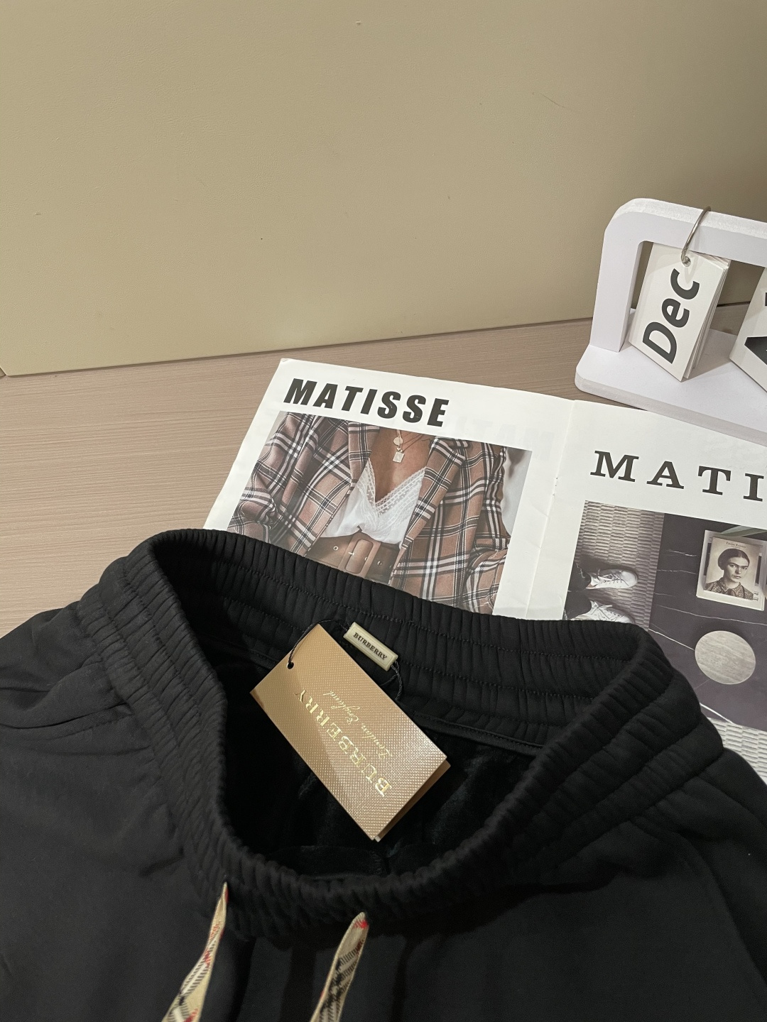 BUR 2025秋冬最新休闲裤 内里加绒，非常保暖！版型超赞，能很好的修复各种腿型，非常个性！柔软排汗，