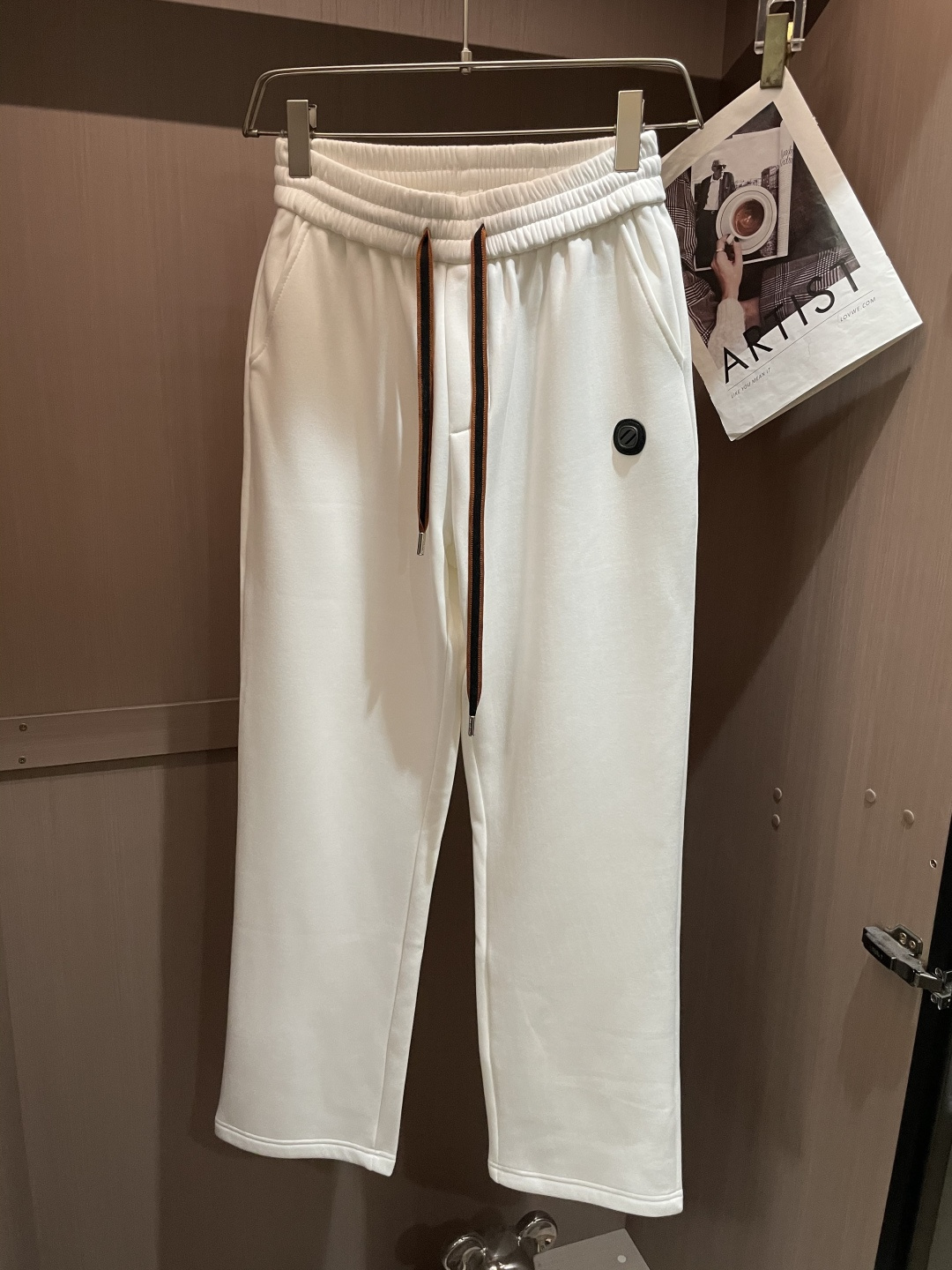 杰尼亚 2025秋冬最新休闲裤 内里加绒，非常保暖！版型超赞，能很好的修复各种腿型，非常个性！柔软排汗，